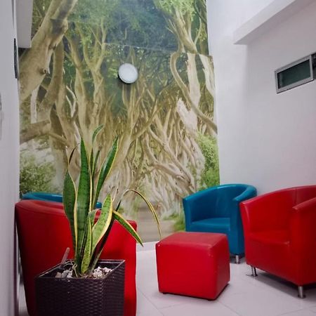 ميديلين Hotel Suite 66 المظهر الخارجي الصورة