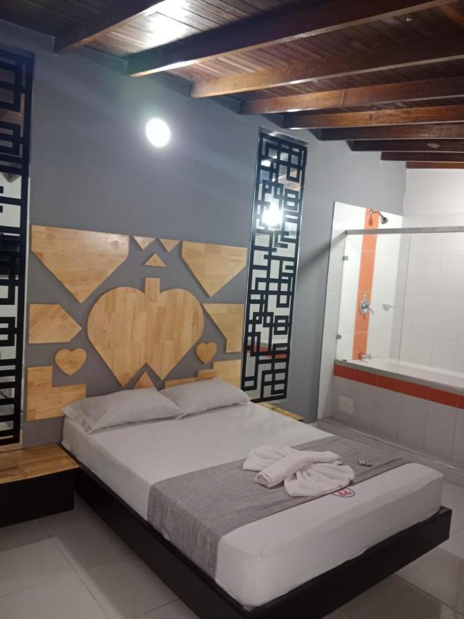 ميديلين Hotel Suite 66 المظهر الخارجي الصورة